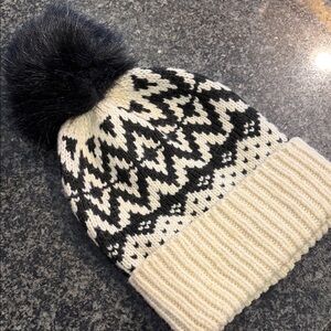 Black and White Knit Pom Pom Beanie, never worn.